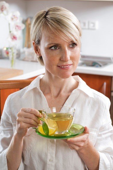 The catechins present in green tea favor the reduction of 'bad' cholesterol